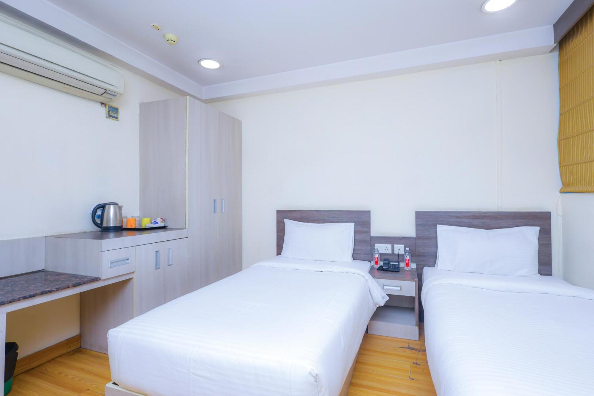 Hyphen Business Hotel Noida Dış mekan fotoğraf