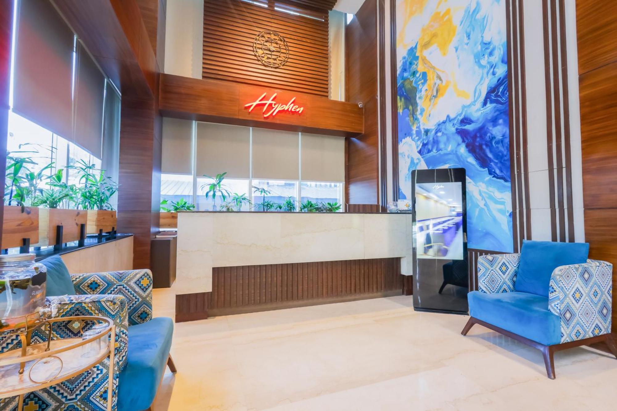 Hyphen Business Hotel Noida Dış mekan fotoğraf