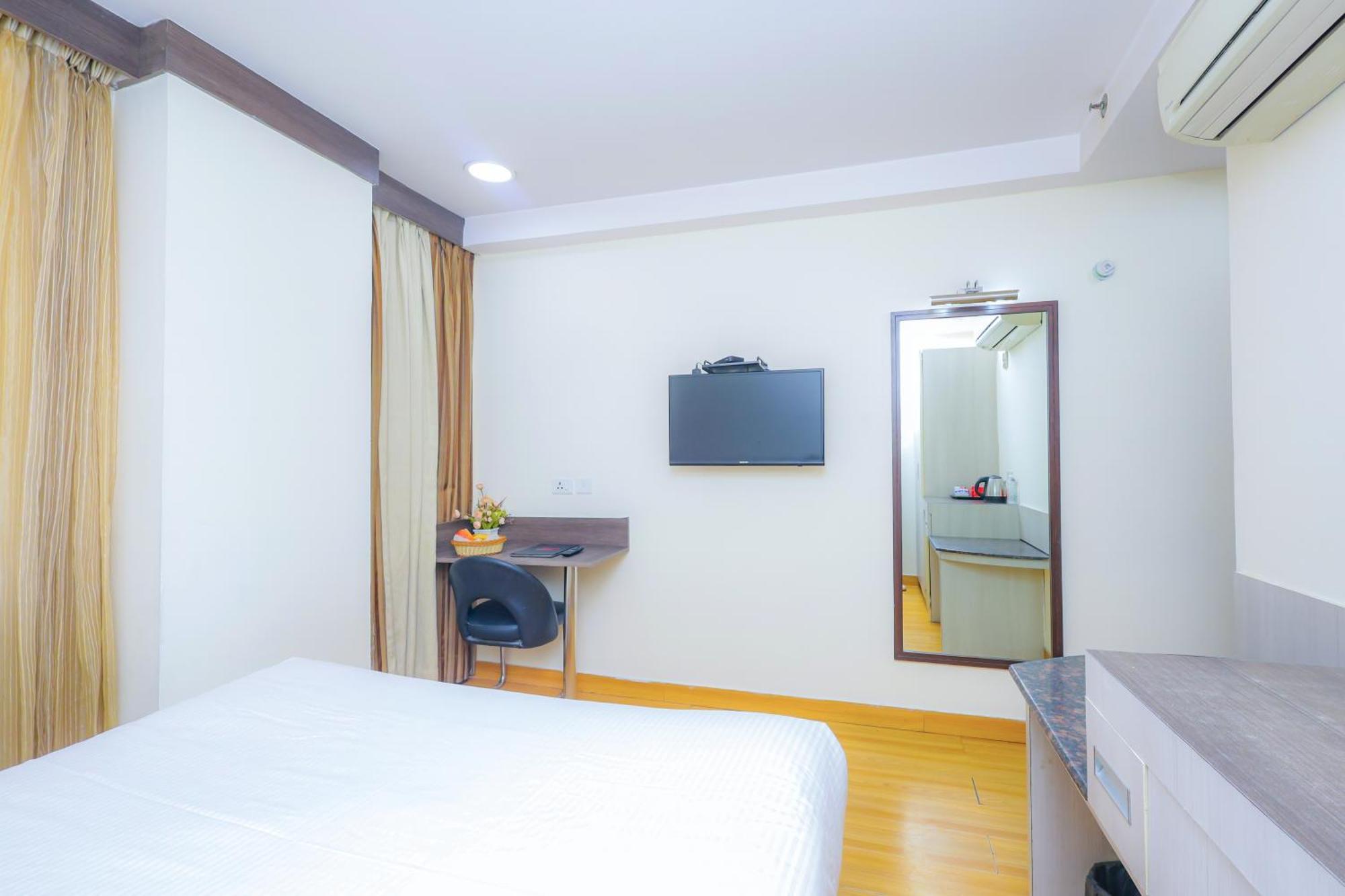 Hyphen Business Hotel Noida Dış mekan fotoğraf