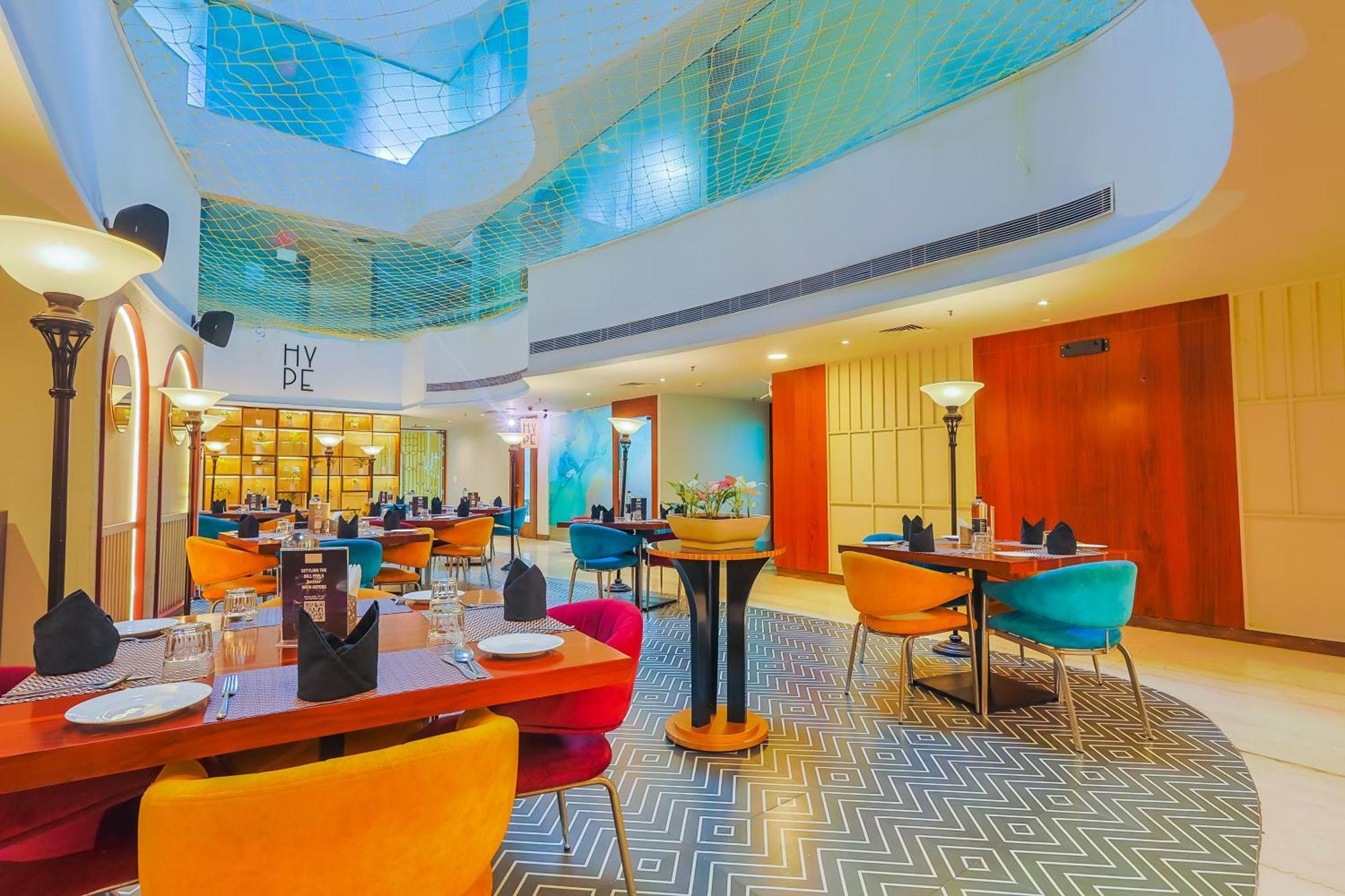 Hyphen Business Hotel Noida Dış mekan fotoğraf